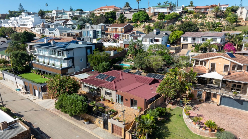 House for sale in Mossel Bay Central - 1MB1736716