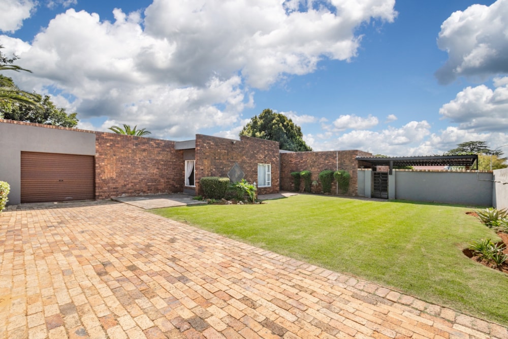 House for sale in Morehill - EN1736167