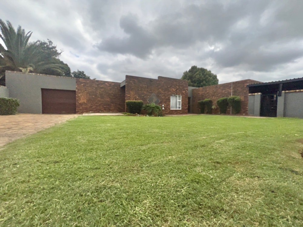 House for sale in Morehill - EN1736167