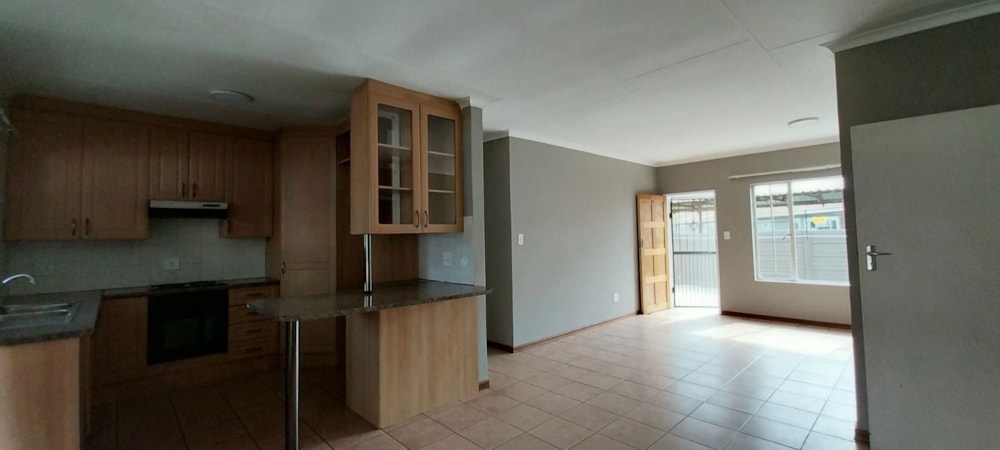 Apartment to rent in Lydenburg (Mashishing) - 1LY1737232