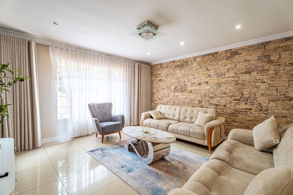 House for sale in Halfway Gardens - MR1736610