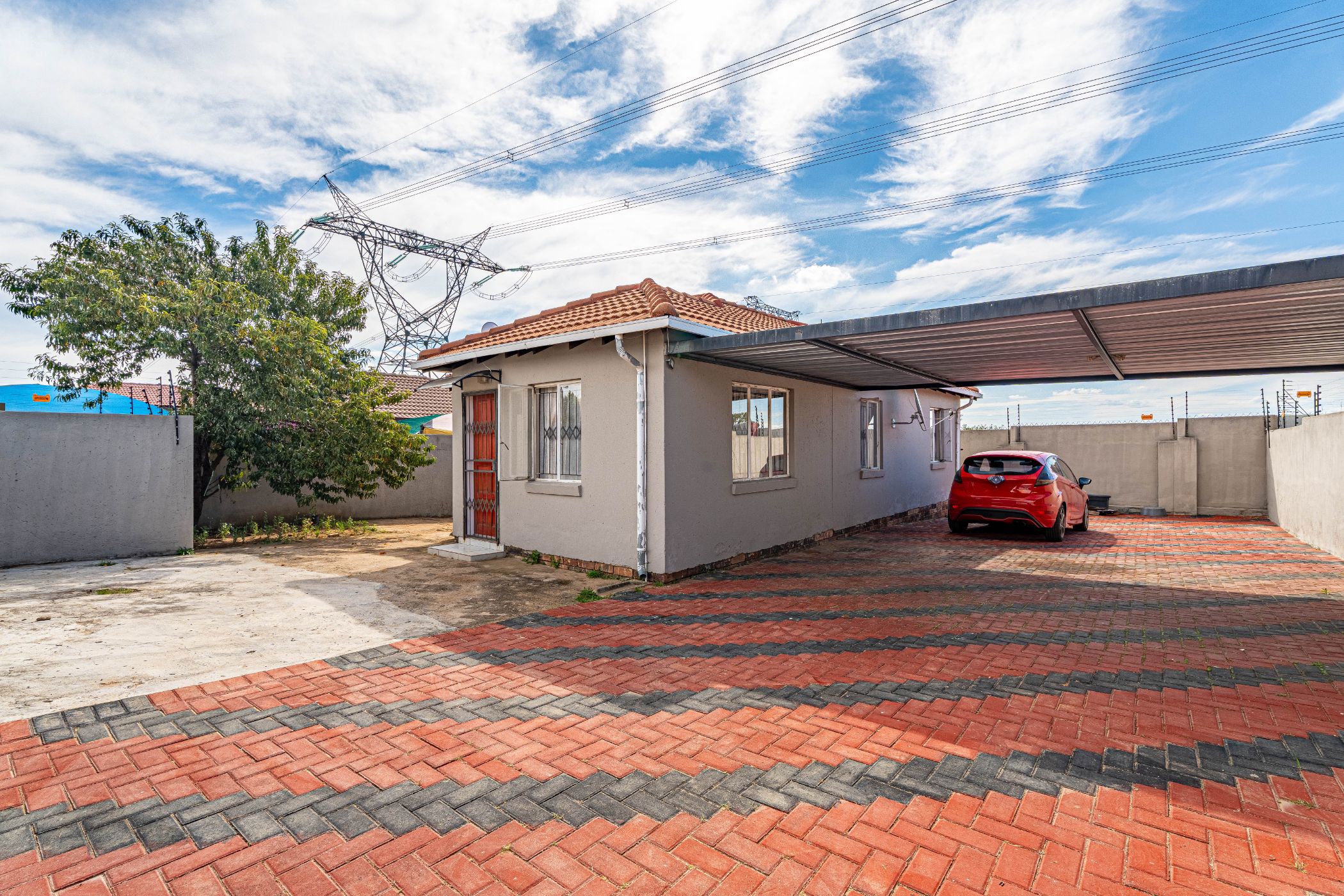 House for sale in Blue Hills - MR1736638