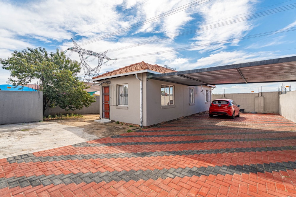 House for sale in Blue Hills - MR1736638