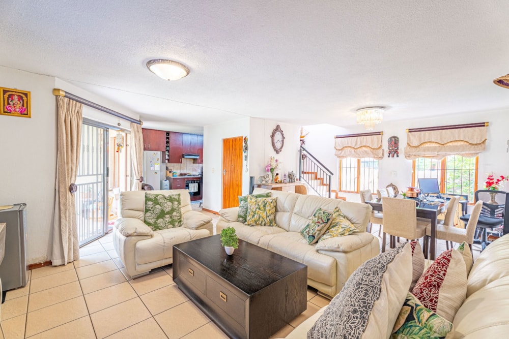 Double-storey house for sale in Country View, Midrand - MR1737271