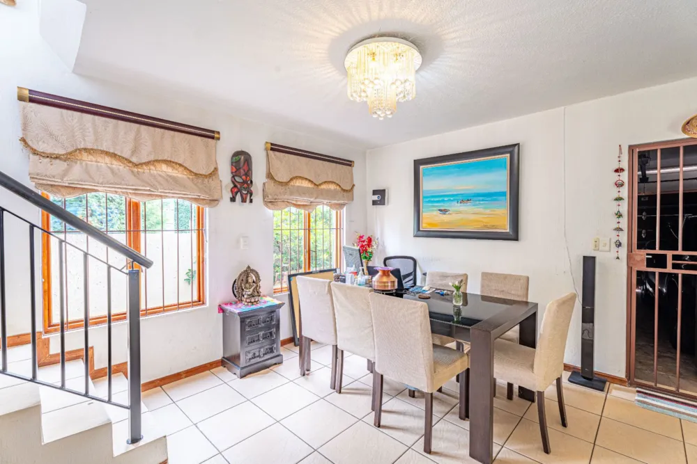 Double-storey house for sale in Country View, Midrand - MR1737271 Double-storey house for sale in Country View, Midrand - MR1737271