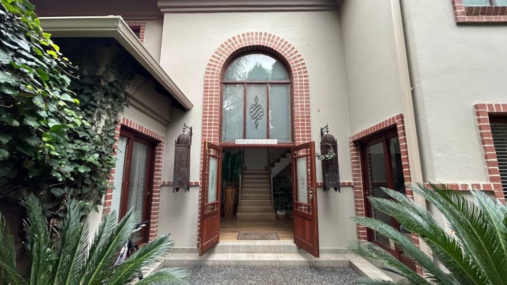 Double-storey house for sale in Midstream Estate - CN1734783 Double-storey house for sale in Midstream Estate - CN1734783