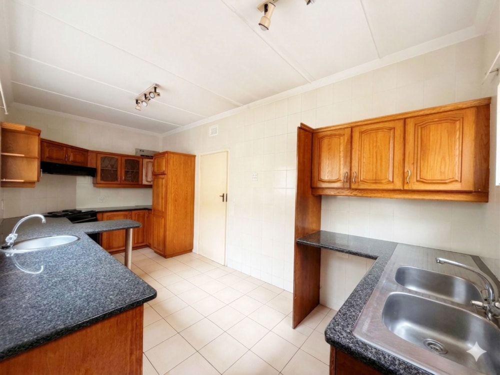 House for sale in Herrwood Park - 1ND1735563