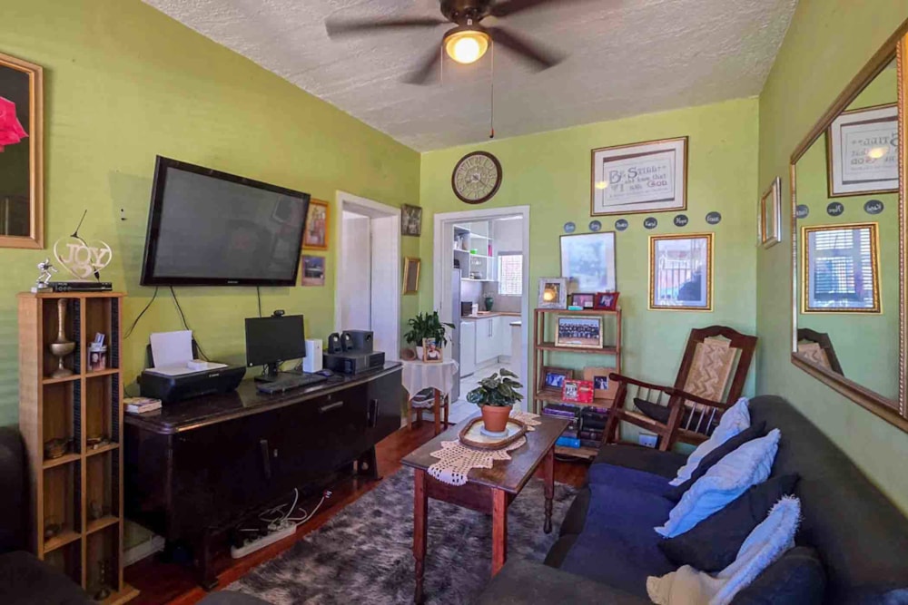 Apartment for sale in Brooklyn, Cape Town - 1TV1676615 Apartment for sale in Brooklyn, Cape Town - 1TV1676615