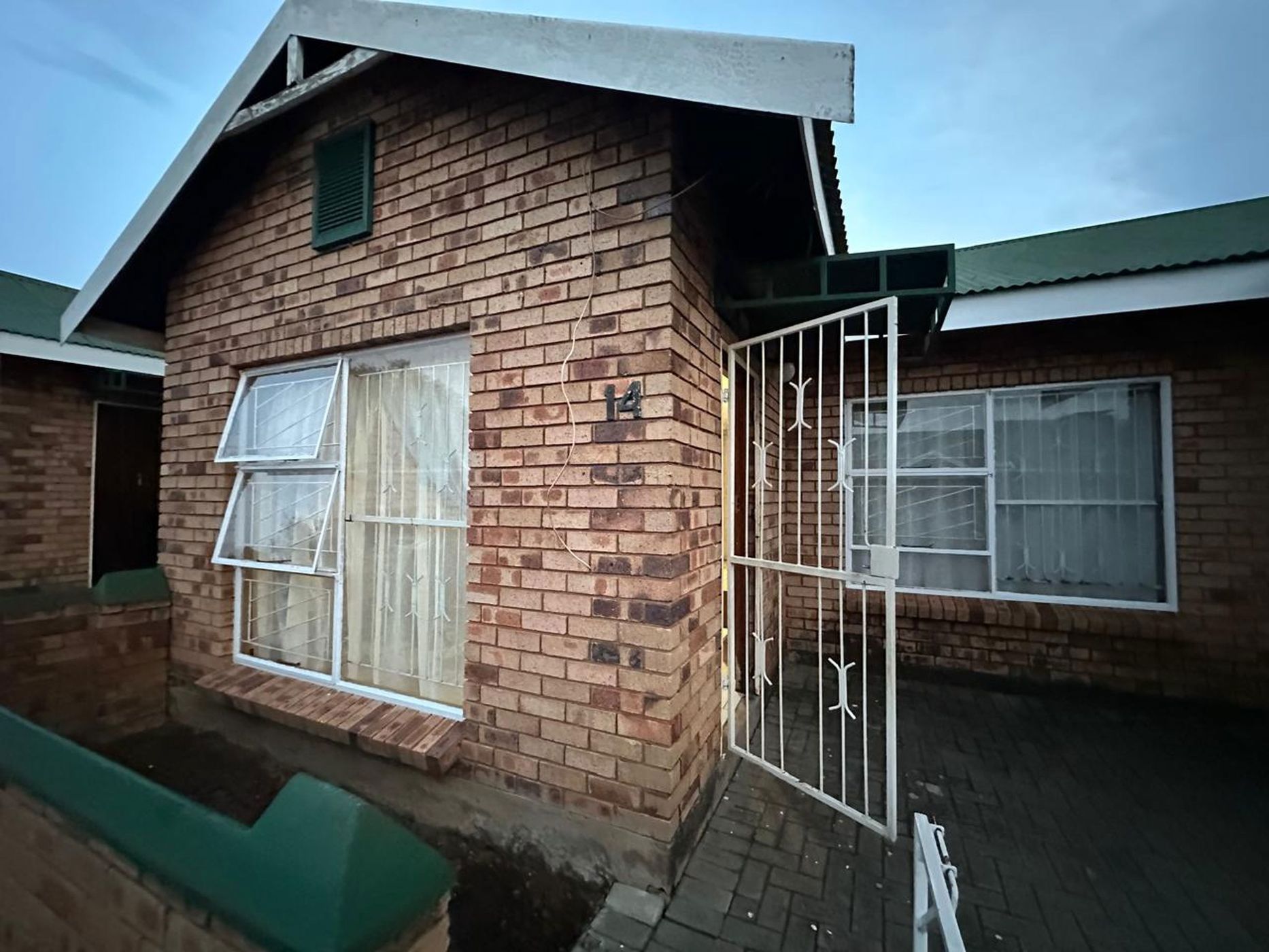 Townhouse to rent in Willows - 1BX1736203