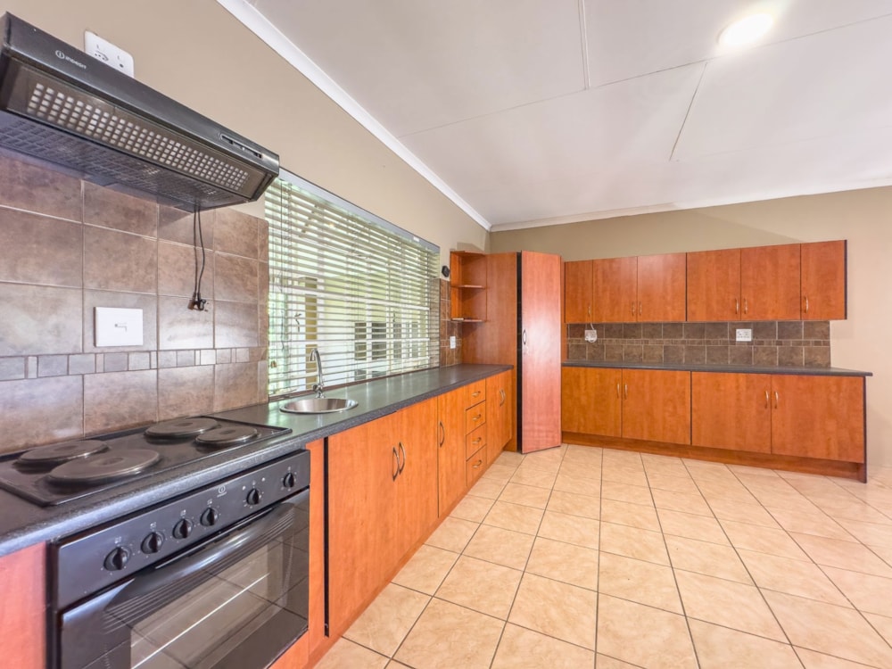 House for sale in Glen Marais - KTP1737727 House for sale in Glen Marais - KTP1737727