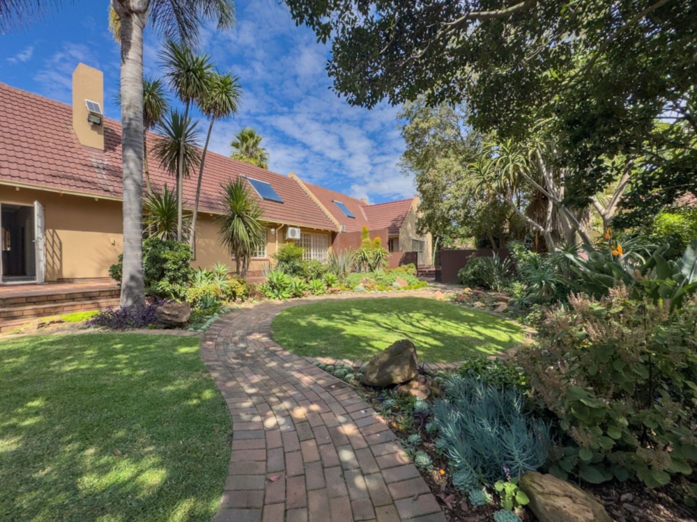 House for sale in Glen Marais - KTP1737727 House for sale in Glen Marais - KTP1737727