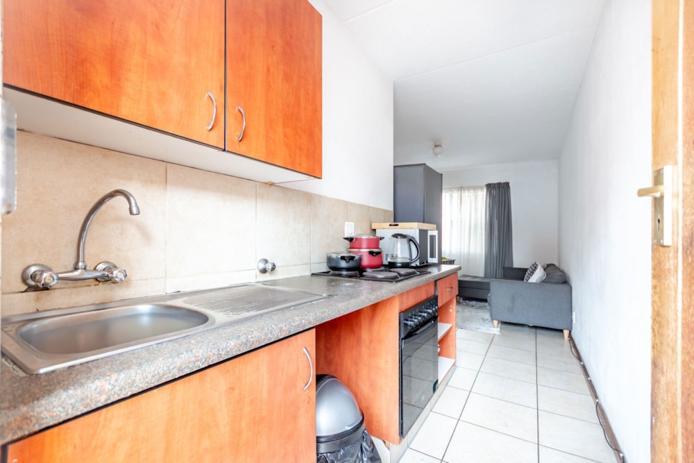 Apartment for sale in Kempton Park - KTP1736758