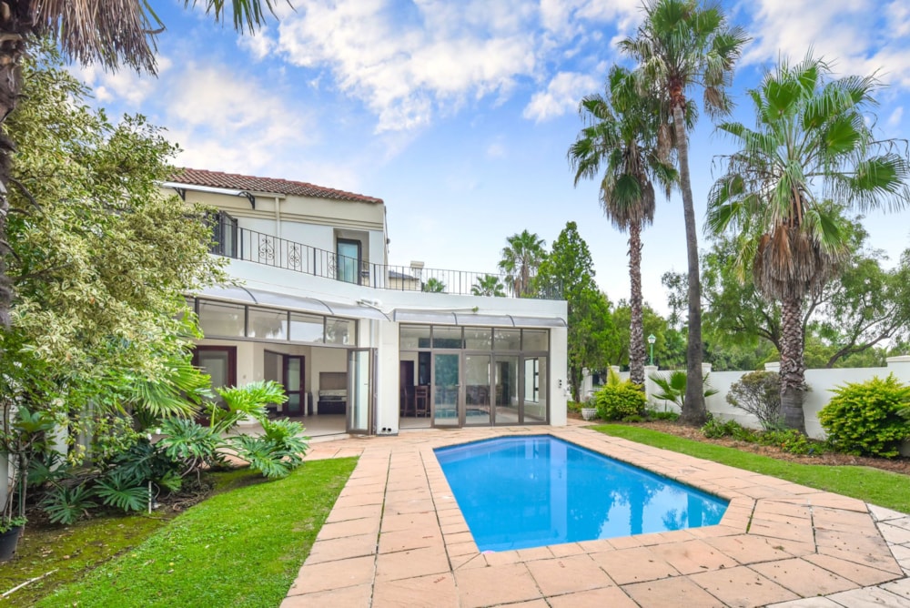 Double-storey house for sale in Dainfern Golf Estate - FW1737385