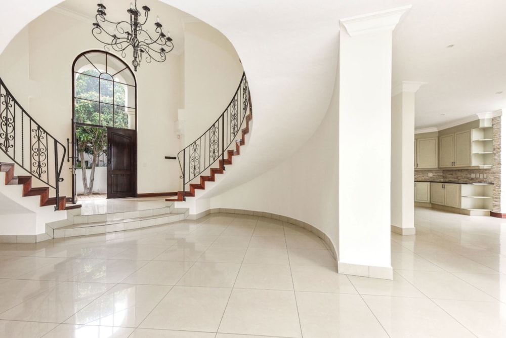 Double-storey house for sale in Dainfern Golf Estate - FW1737385