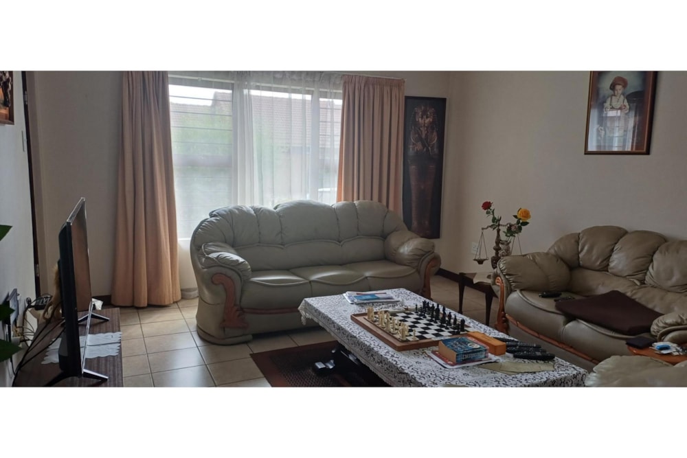 Apartment for sale in Brentwood Park, Benoni - EN1737084