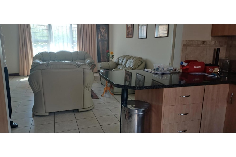 Apartment for sale in Brentwood Park, Benoni - EN1737084