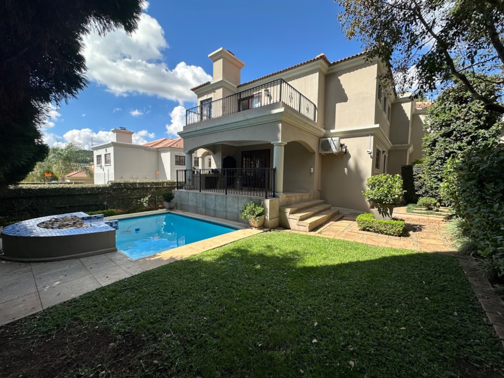 House to rent in Waterkloof Ridge - PTL1737138