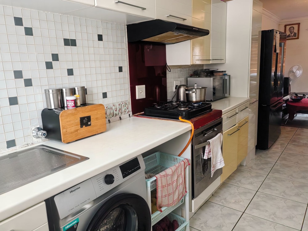 Apartment for sale in Birch Acres - KTP1737987