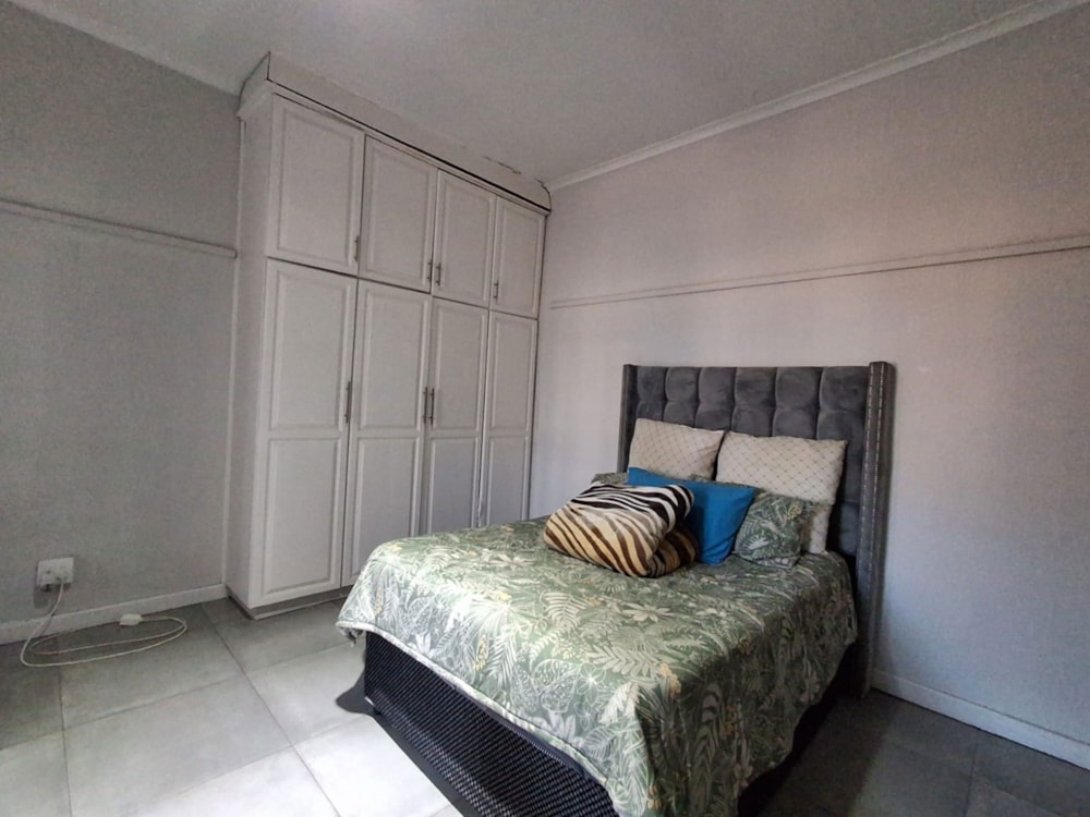 Apartment for sale in Bulwer, Durban - 1DA1738178