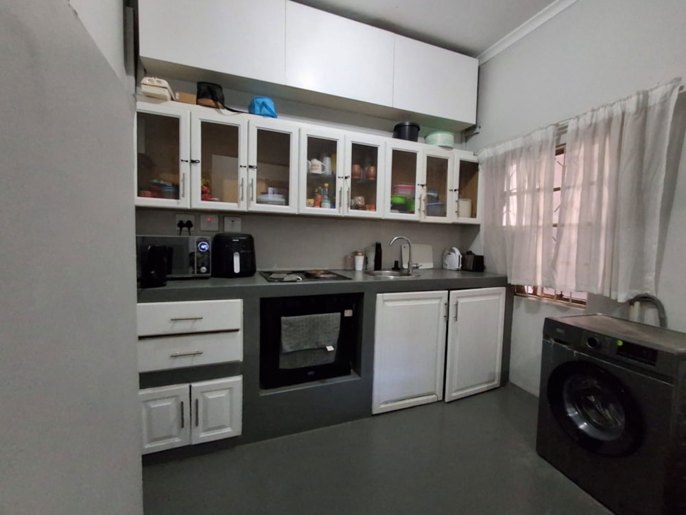 Apartment for sale in Bulwer, Durban - 1DA1738178