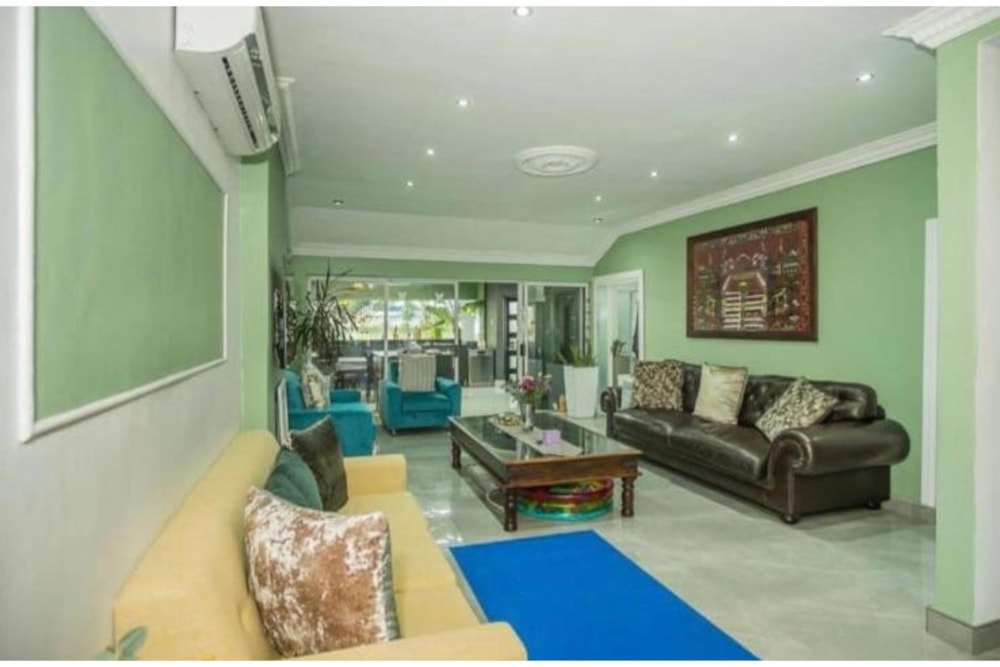 House for sale in Mowbray - KW1737347