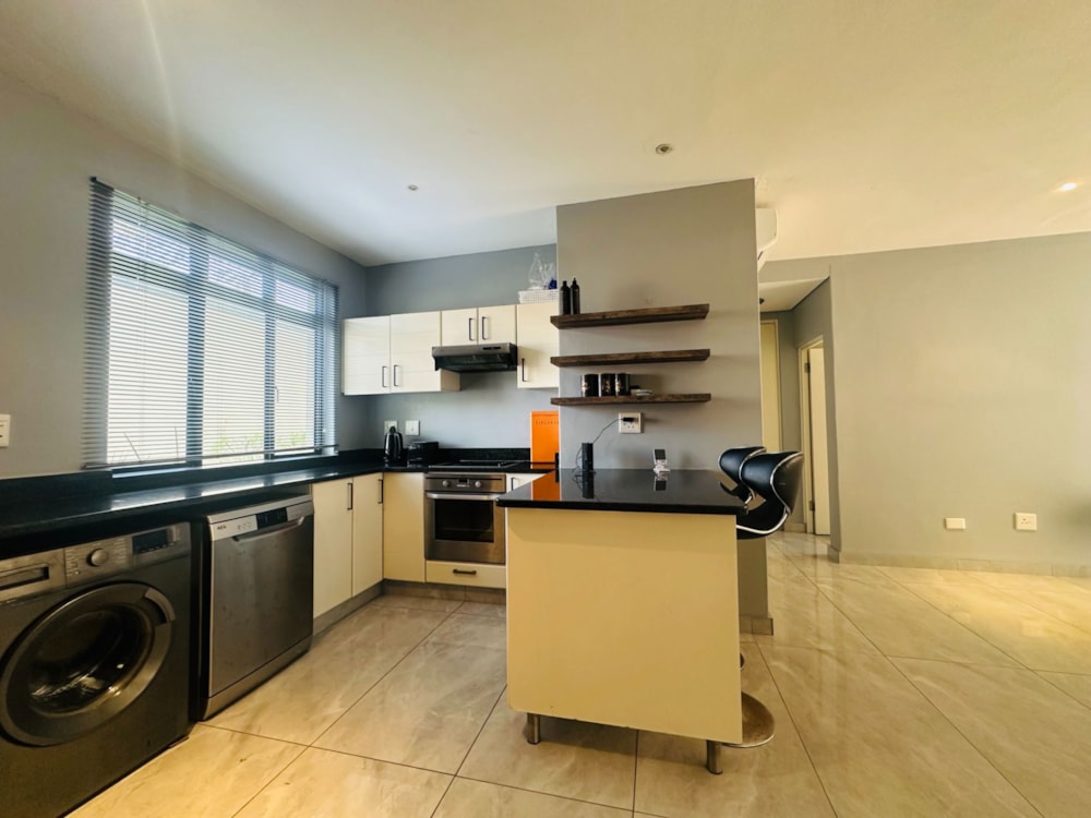 Security estate home to rent in Meer en See - 1RY1730946