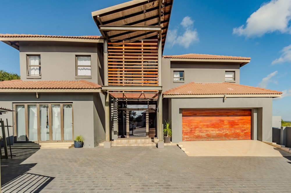 House for sale in Pebble Rock Golf Village - PTM1737550