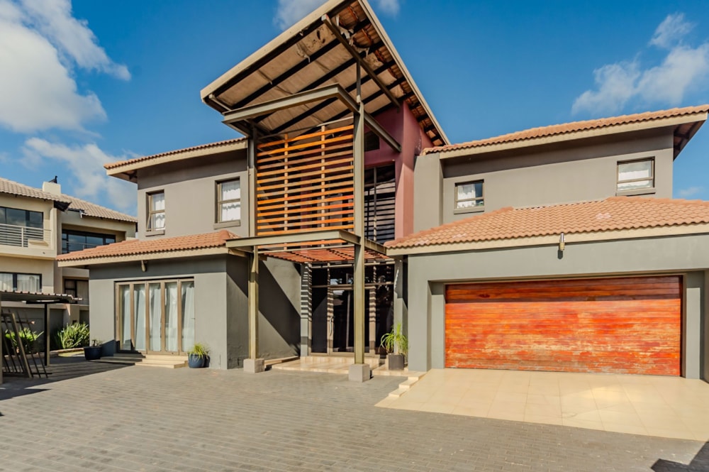 House for sale in Pebble Rock Golf Village - PTM1737550