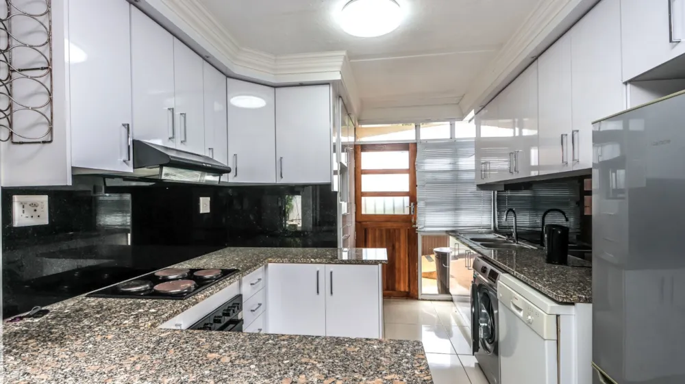 Townhouse for sale in Umgeni Park - 1ND1736774 Townhouse for sale in Umgeni Park - 1ND1736774