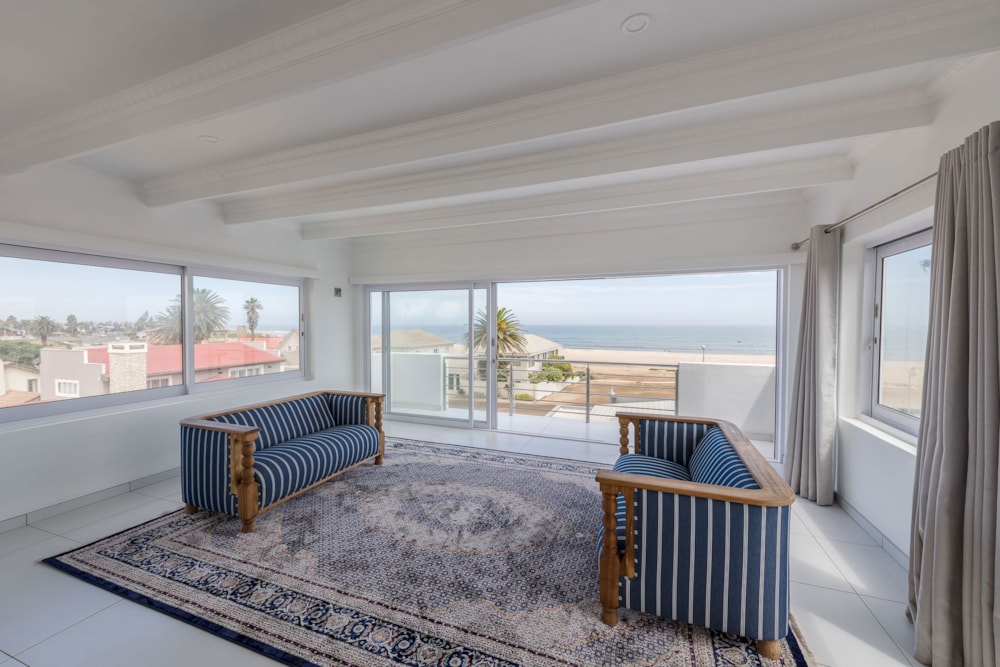 House for sale in Vineta, Namibia - 3NM1736014