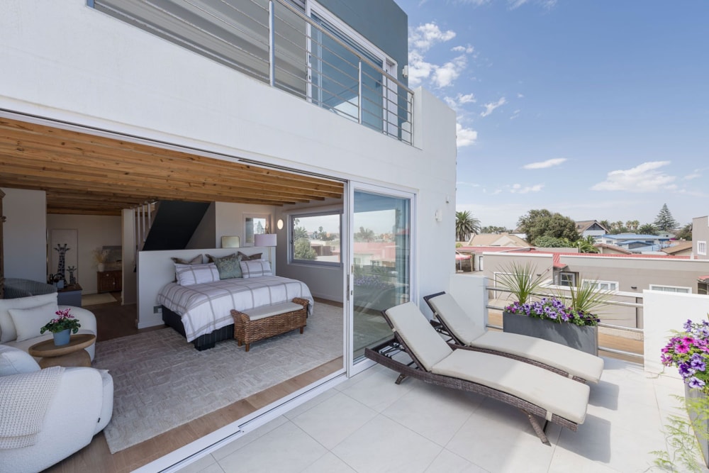 House for sale in Vineta, Namibia - 3NM1736014