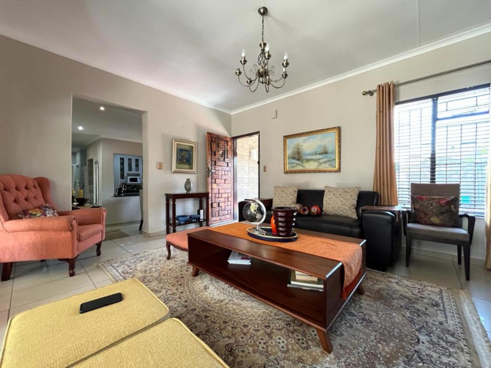 House for sale in Pioneer Park - 1NW1737023