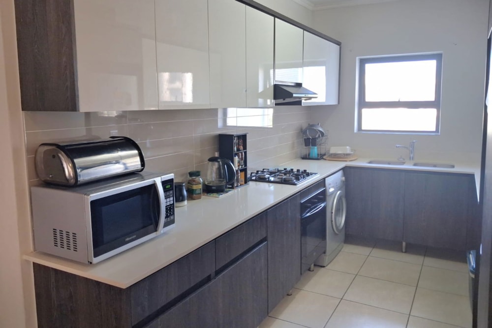 Apartment for sale in Sandown, Blouberg - 1TV1737199