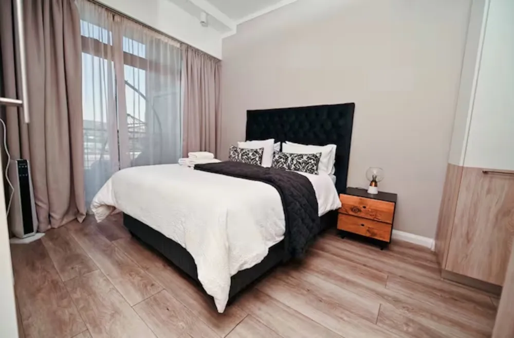 Apartment for sale in Menlyn - PT1736843 Apartment for sale in Menlyn - PT1736843