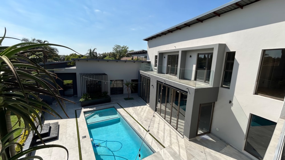 Security estate home for sale in Midstream Estate - CN1736450