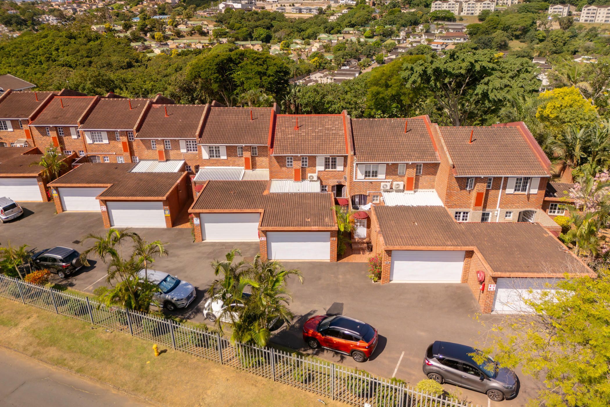 Townhouse for sale in Sherwood, Westville - 1WP1736032