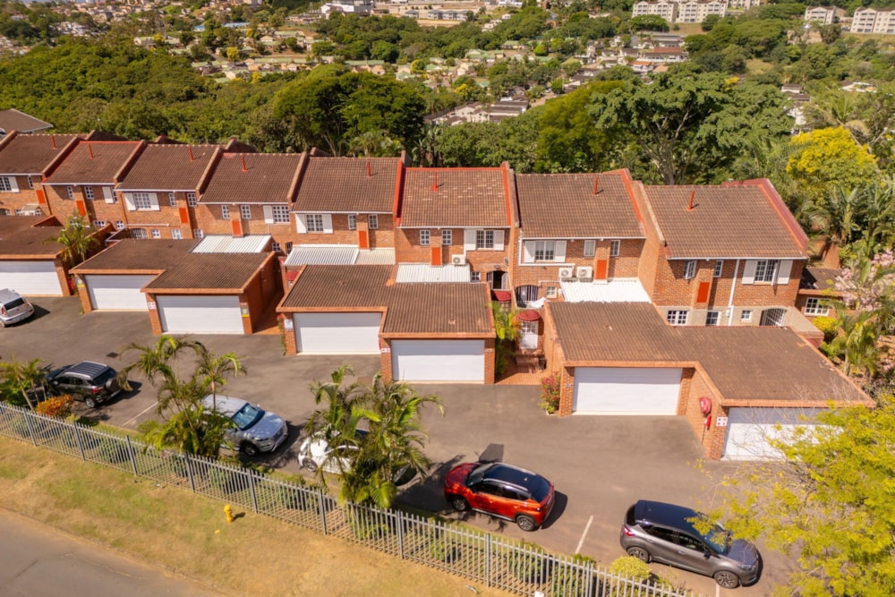 Townhouse for sale in Sherwood, Westville - 1WP1736032