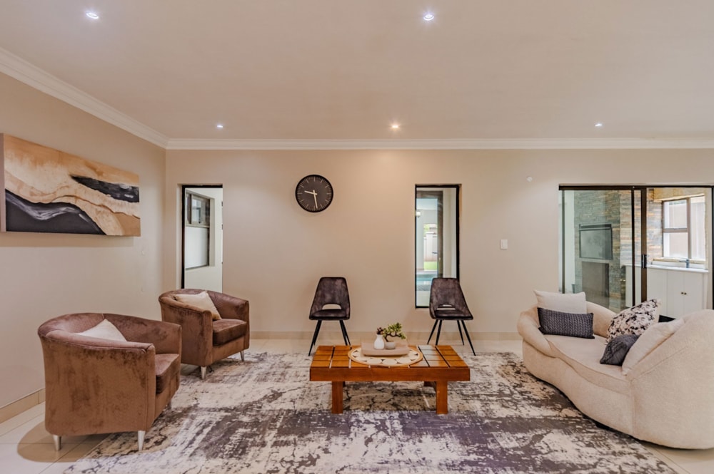 Security estate home for sale in Midstream Estate - CN1737506