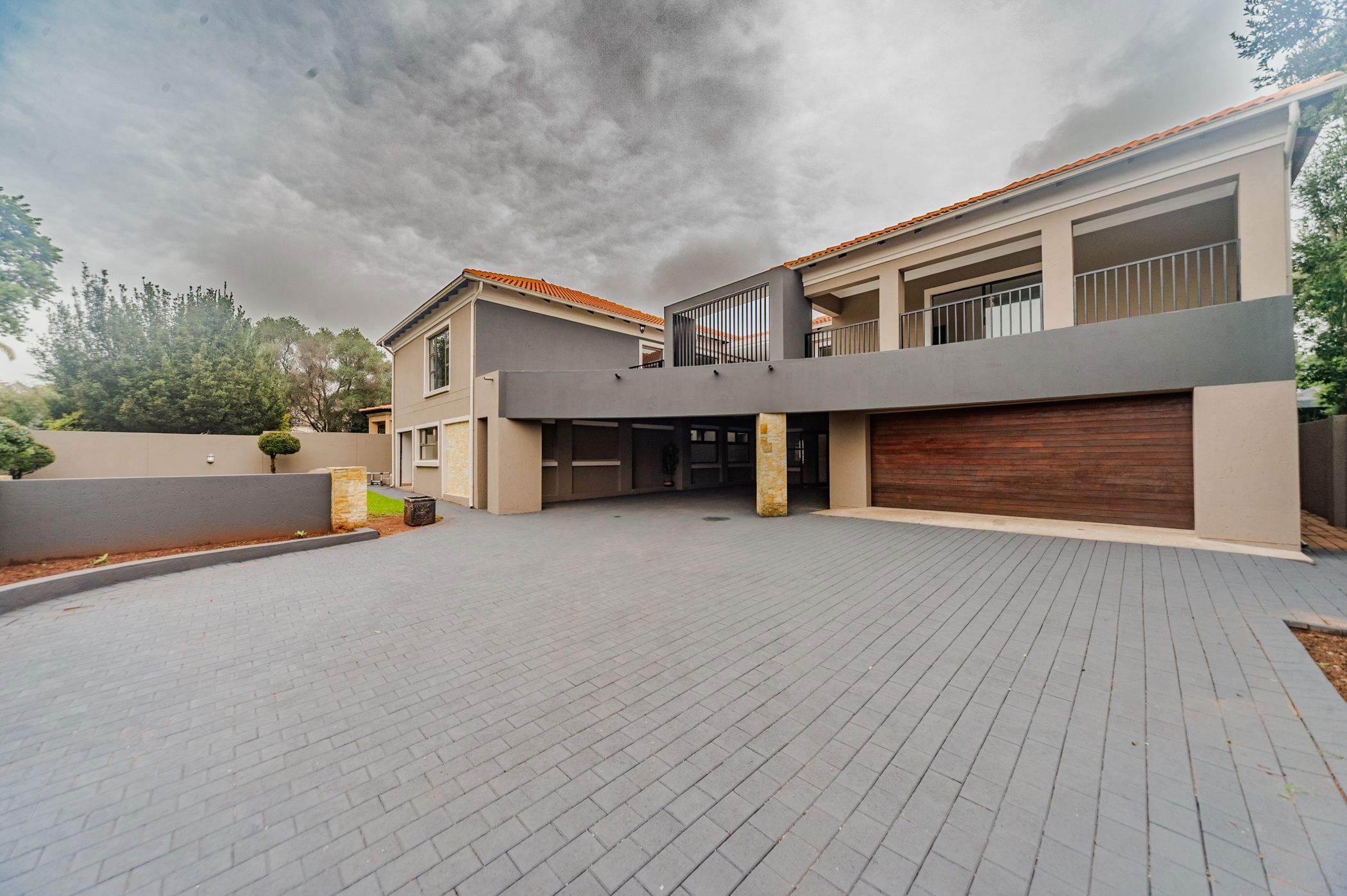 Security estate home for sale in Midstream Estate - CN1737506