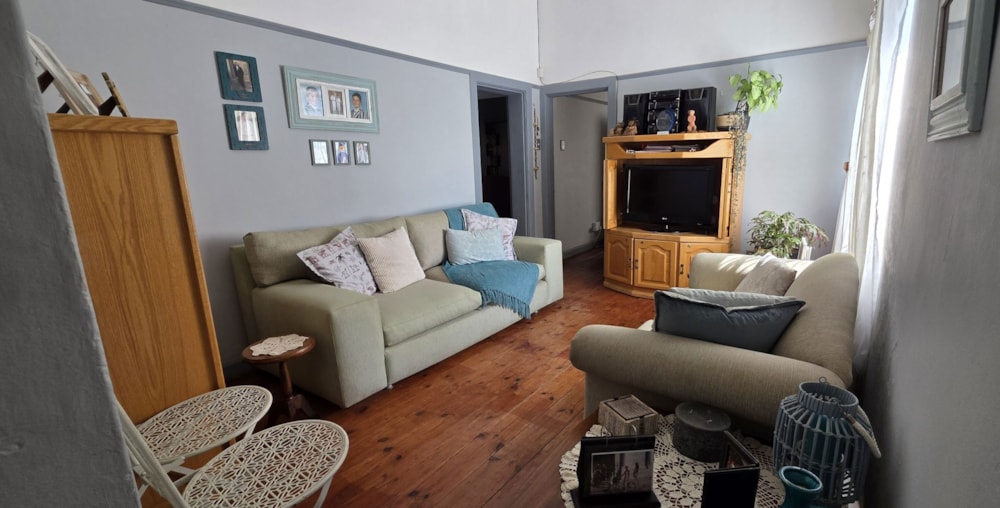 House for sale in Cradock - 1KK1736115