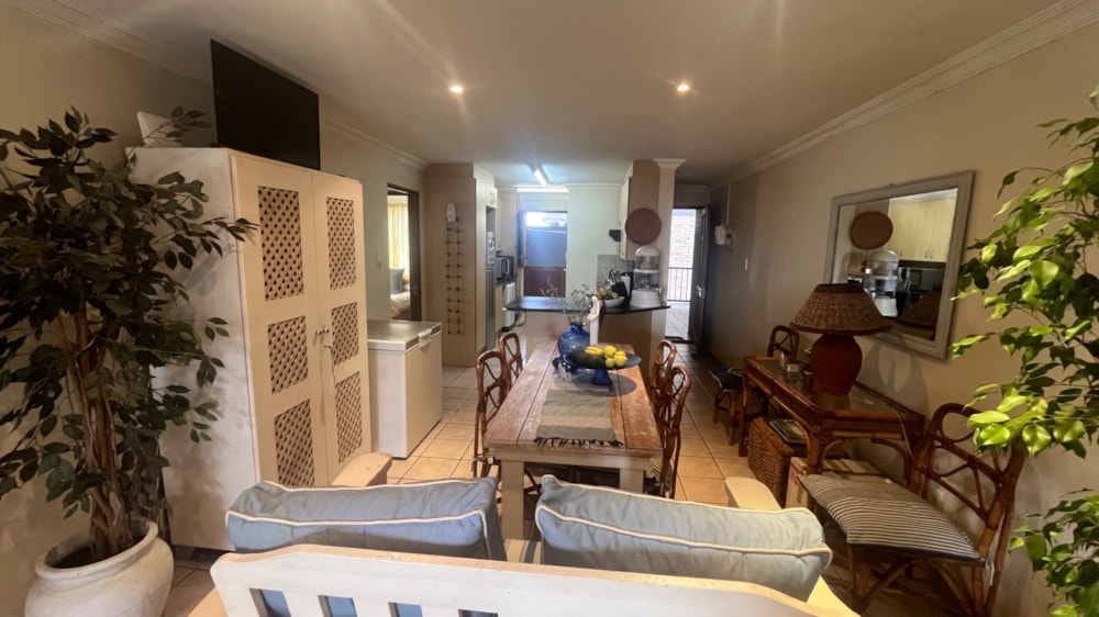 Multi-storey apartment for sale in Ou Dorp - 1JF1736259