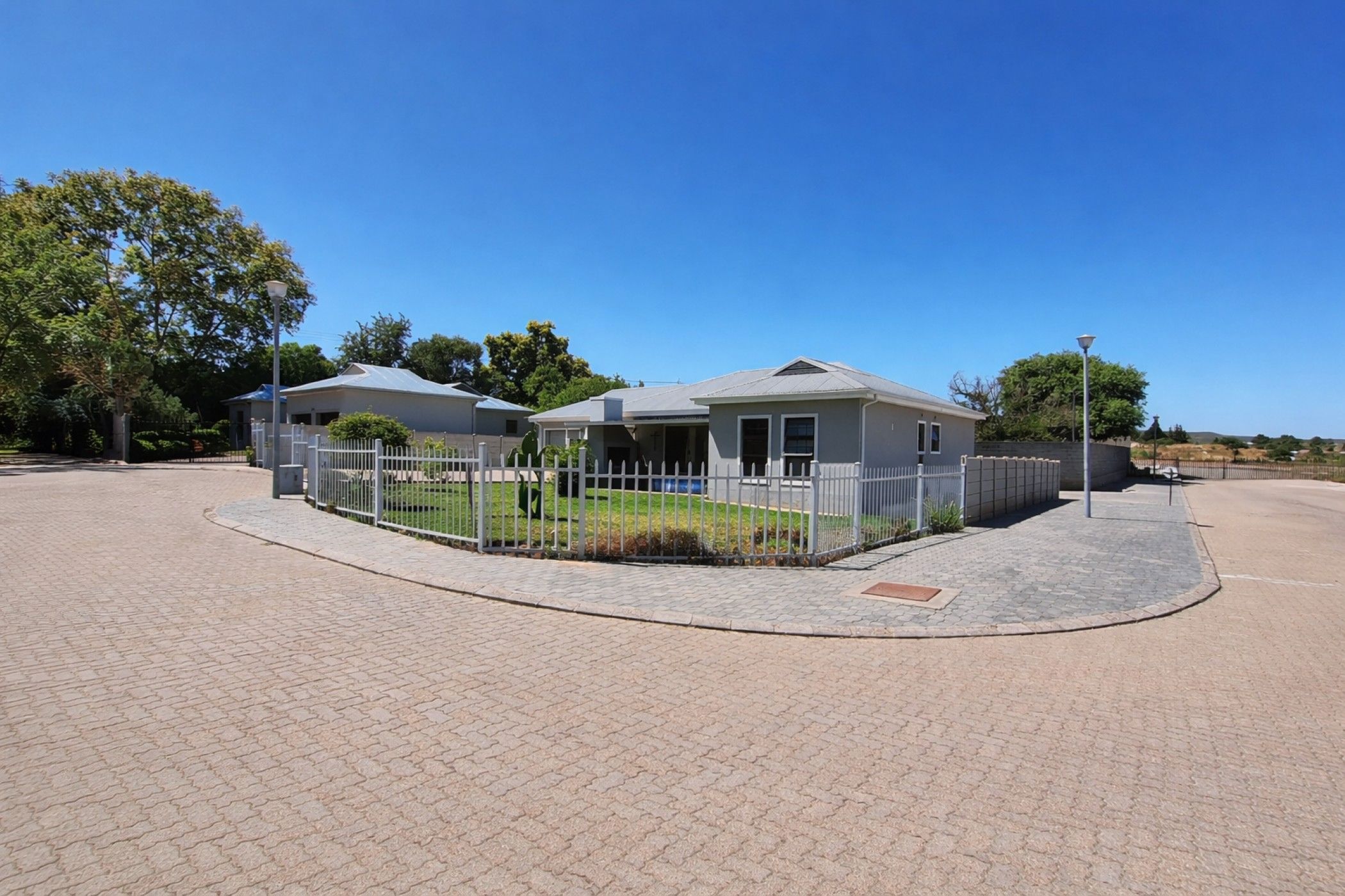 House for sale in Oudtshoorn - 1OU1736022