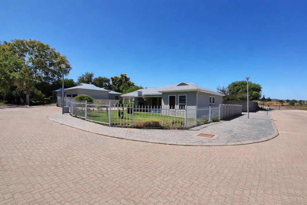 House for sale in Oudtshoorn - 1OU1736022
