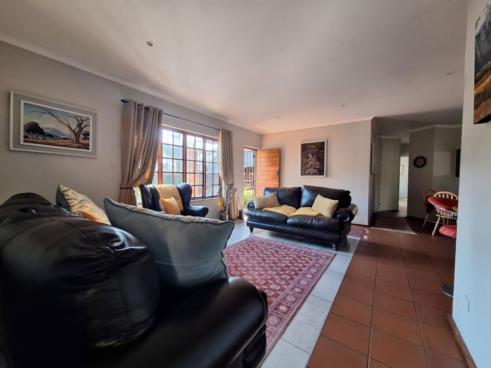 House to rent in Erasmuskloof - PTL1738234