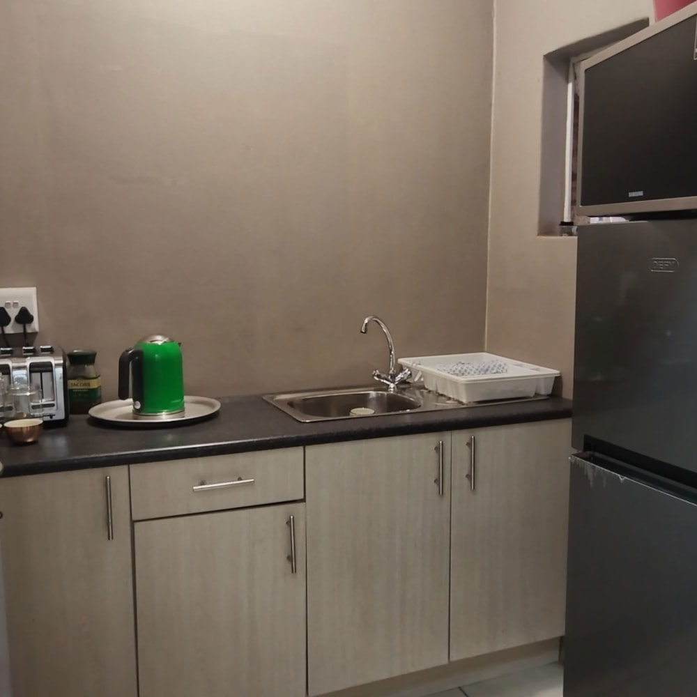 Commercial Building to rent in Southridge, Kimberley - 1KJ1737310