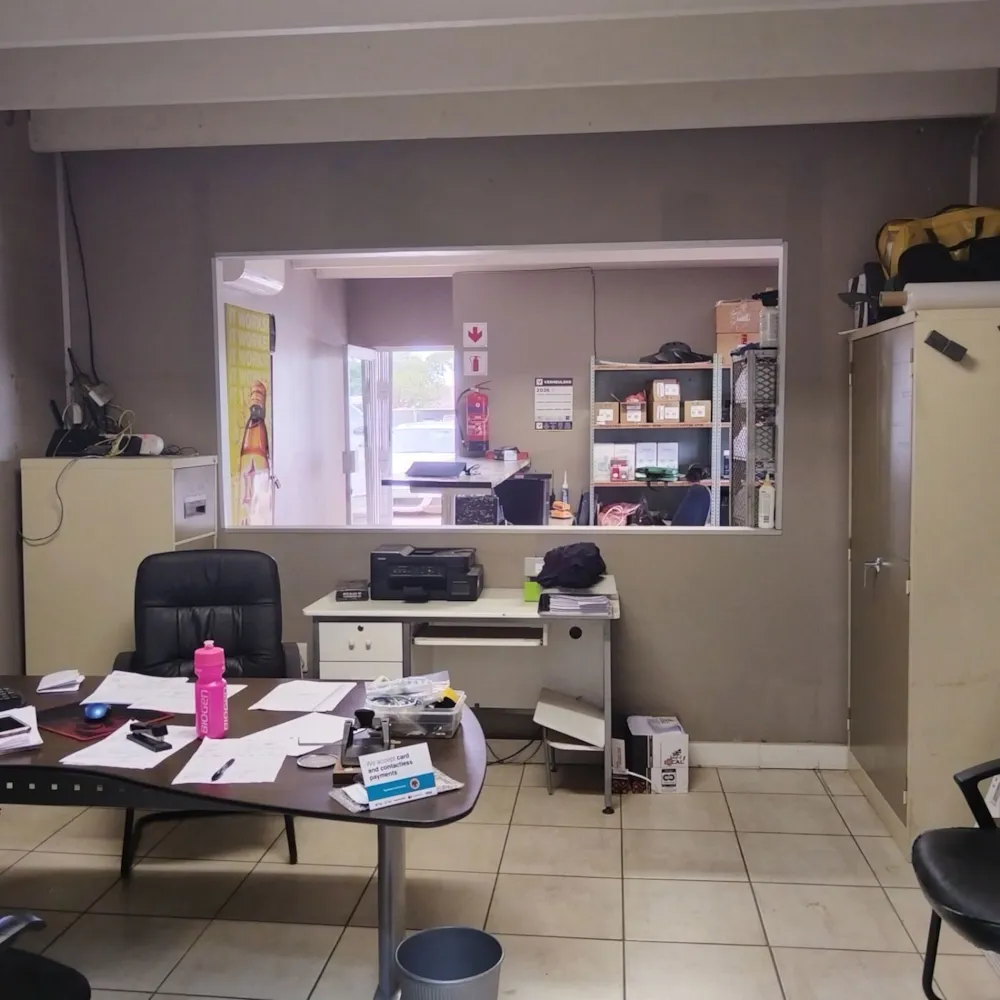 Commercial Building to rent in Southridge, Kimberley - 1KJ1737310 Commercial Building to rent in Southridge, Kimberley - 1KJ1737310