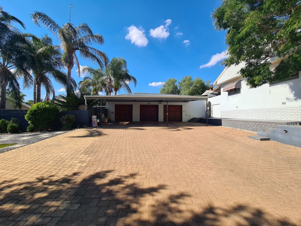 House for sale in Amandelrug, Malmesbury - 1MS1736782