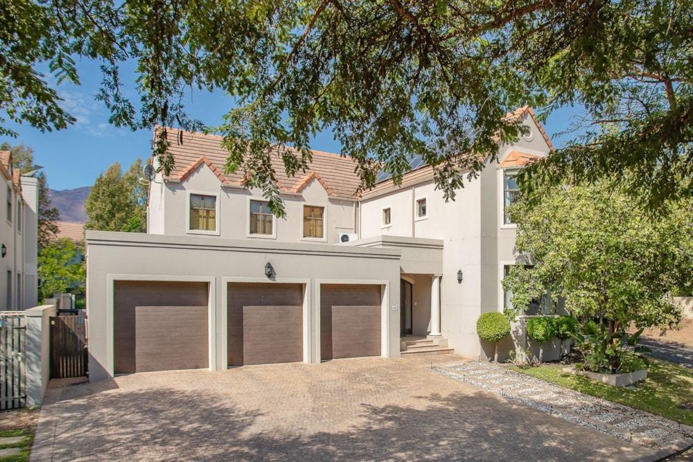 Golf estate house to rent in Boschenmeer Golf Estate - TKL1696256