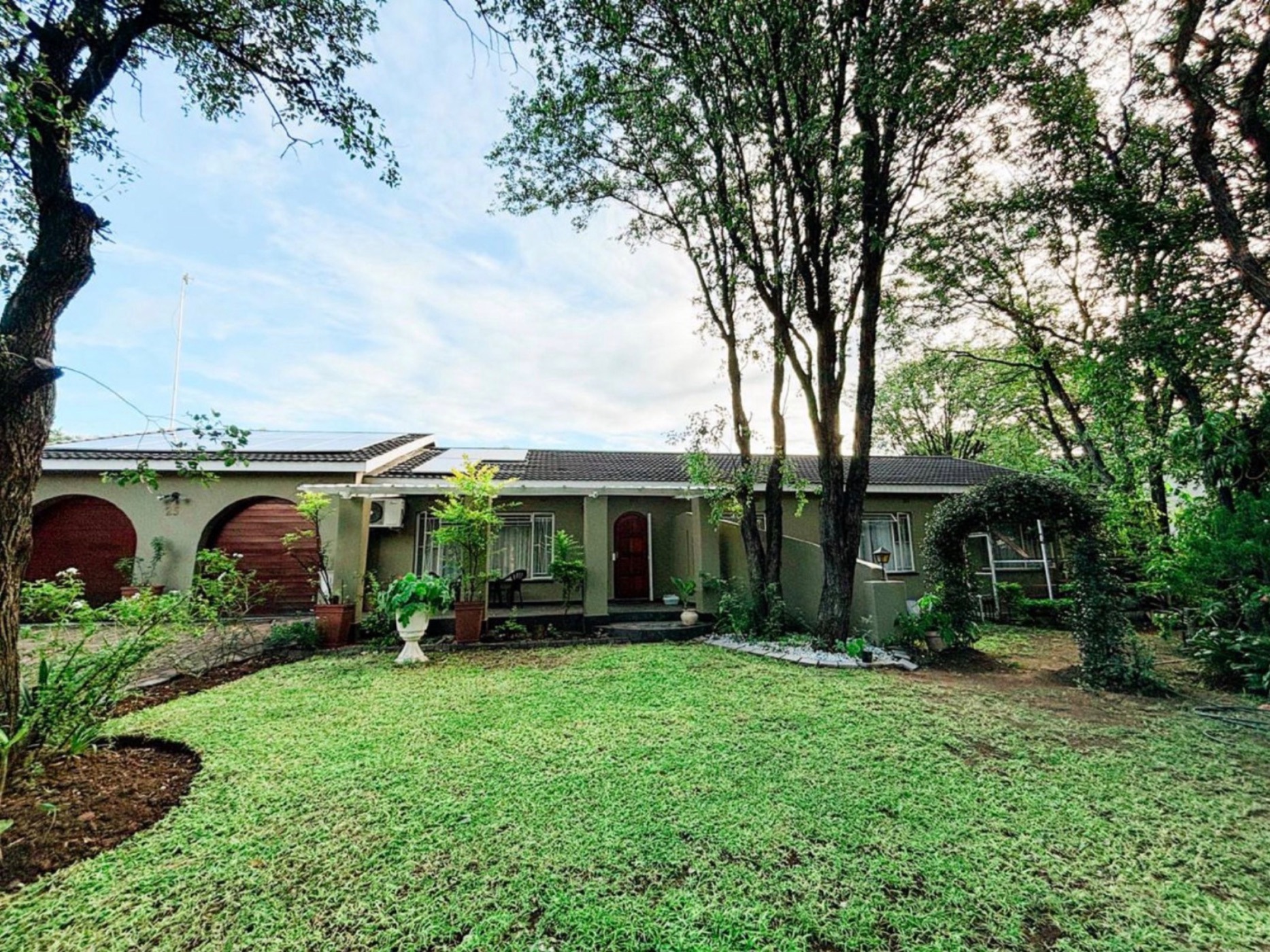 House for sale in Phalaborwa - 1PW1737441