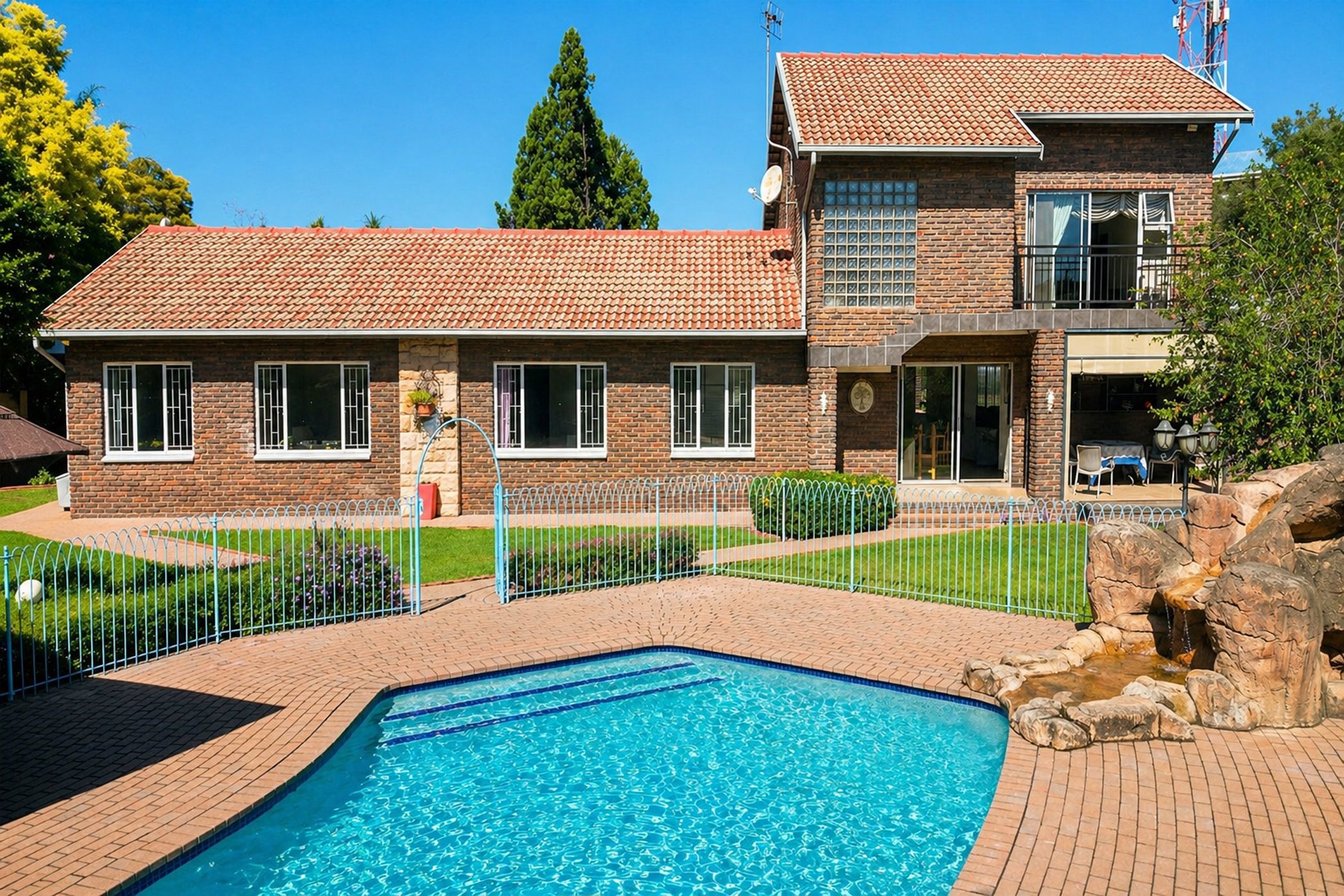 Double-storey house for sale in Garsfontein - PT1737641